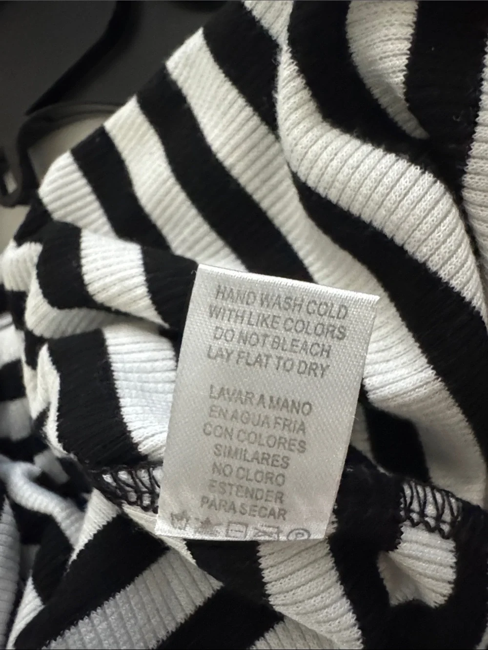 Hearts & Hips Sleeveless Black and White Striped Hanley Midi Dress Medium